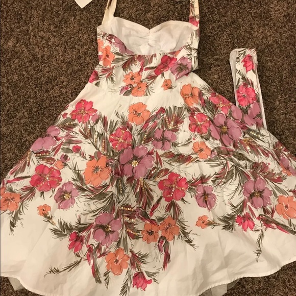 Guess Flower Sequin Dress - Picture 5 of 7